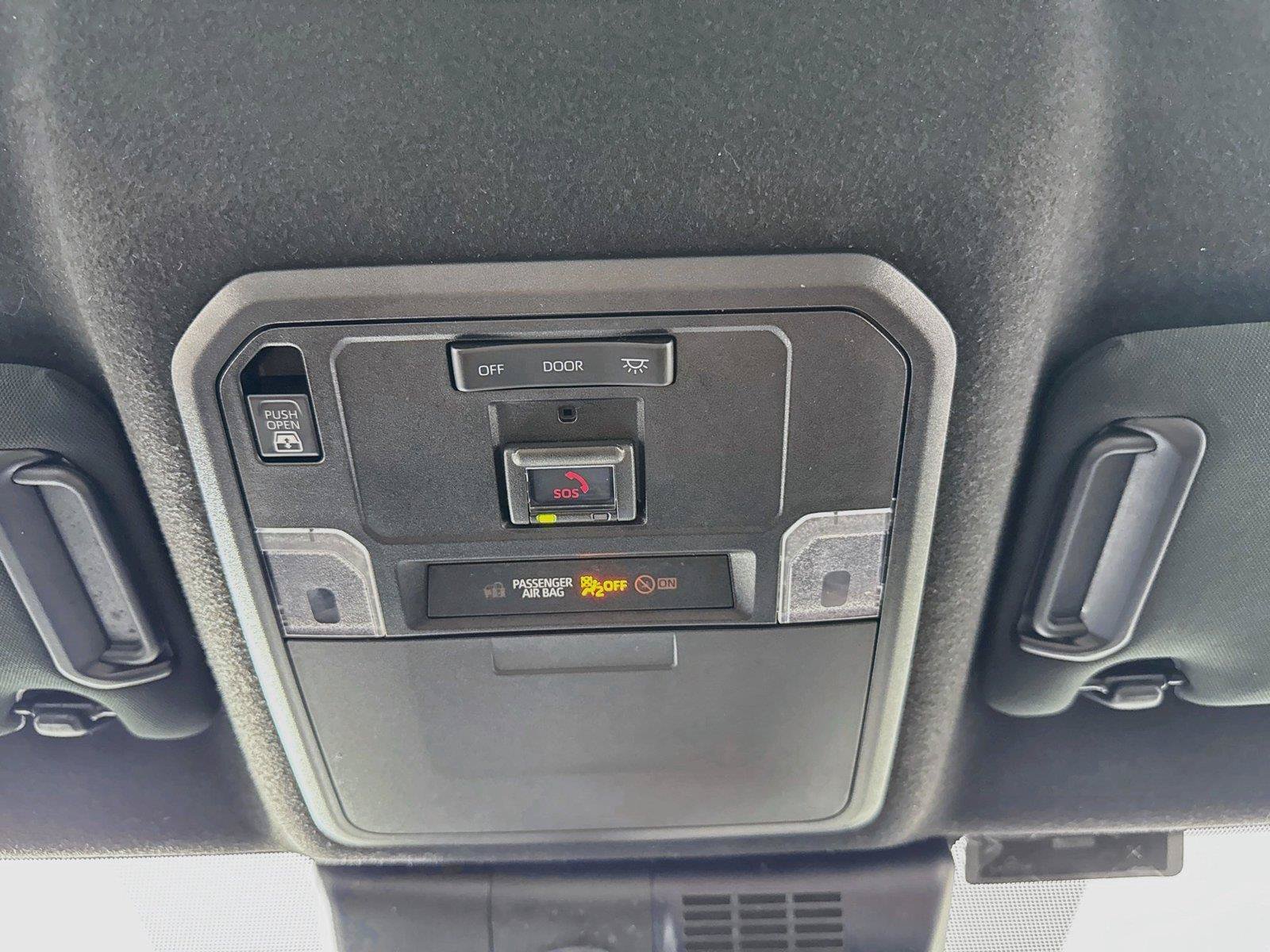 Certified 2025 Toyota 4Runner SR5 AWD/4WD image 6