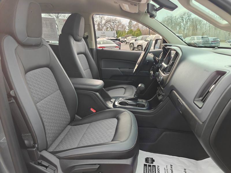 Used 2019 Chevrolet Colorado Z71 image 25