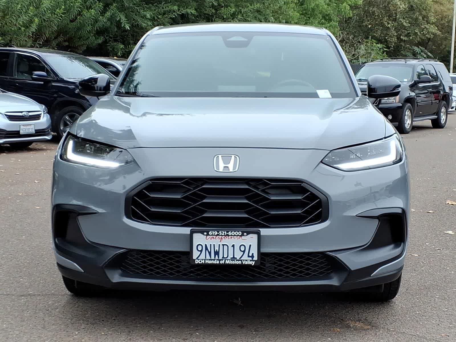 Used 2025 Honda HR-V Sport image 2