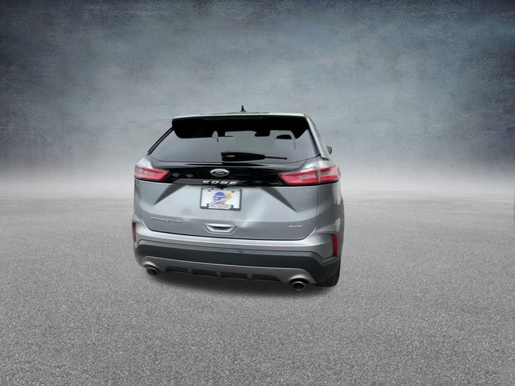 Used 2024 Ford Edge Titanium image 21