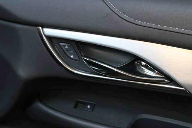 Used 2016 Cadillac ATS Luxury AWD/4WD image 9