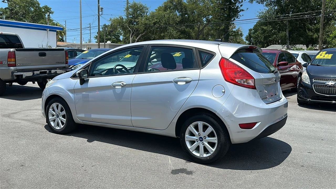 Used 2012 Ford Fiesta SE FWD image 11