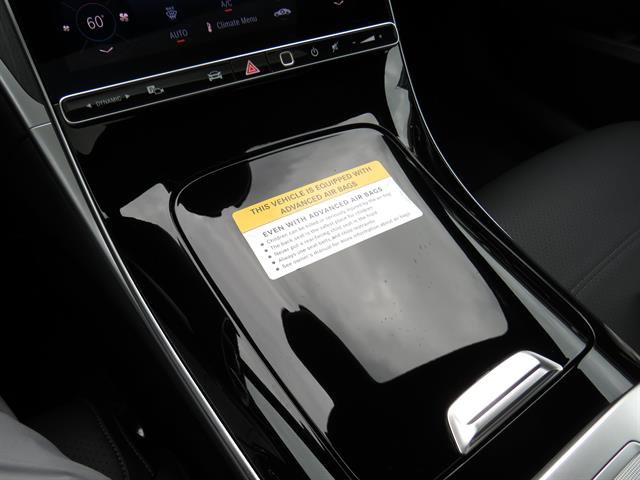 Used 2026 Mercedes-Benz C 300 4MATIC Sedan image 16