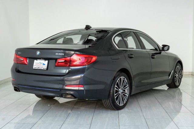 Used 2020 BMW 540i xDrive image 6
