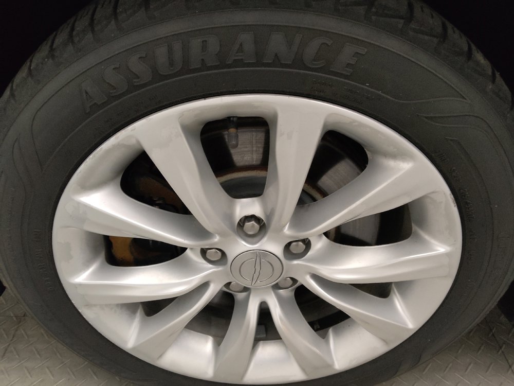 Used 2015 Chrysler 200 C w/ Navigation & Sound Group I FWD image 31