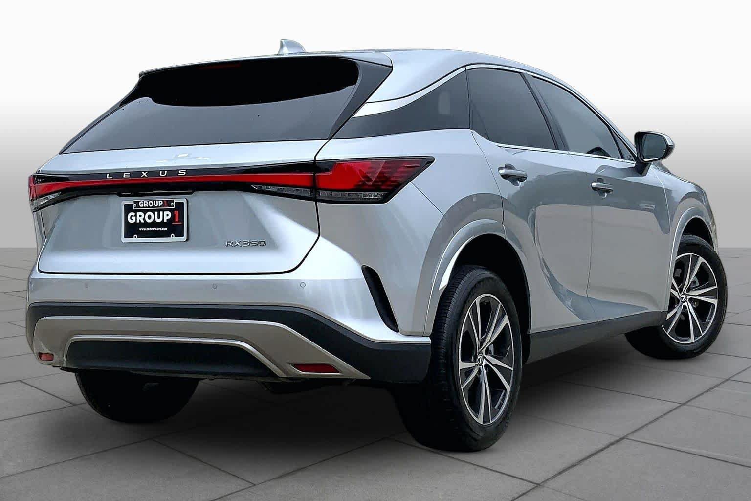 Used 2024 Lexus RX 350 FWD w/ Technology Package image 13
