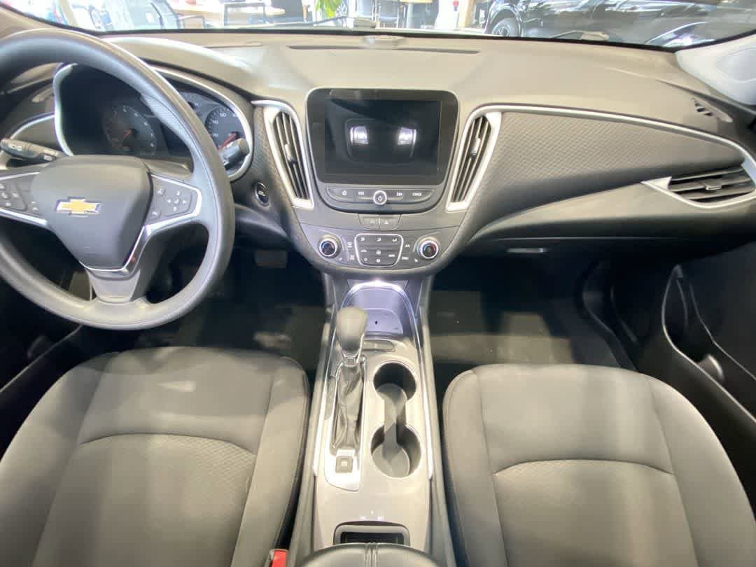 Used 2023 Chevrolet Malibu LT FWD image 23