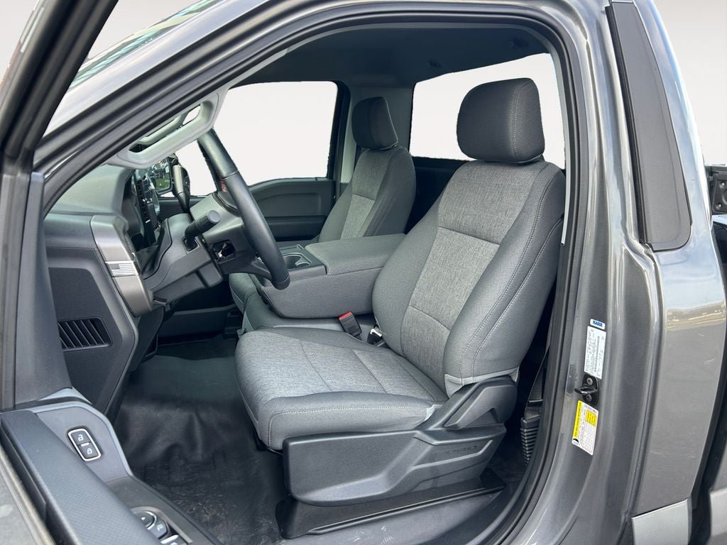Used 2025 Ford F150 XL RWD image 15