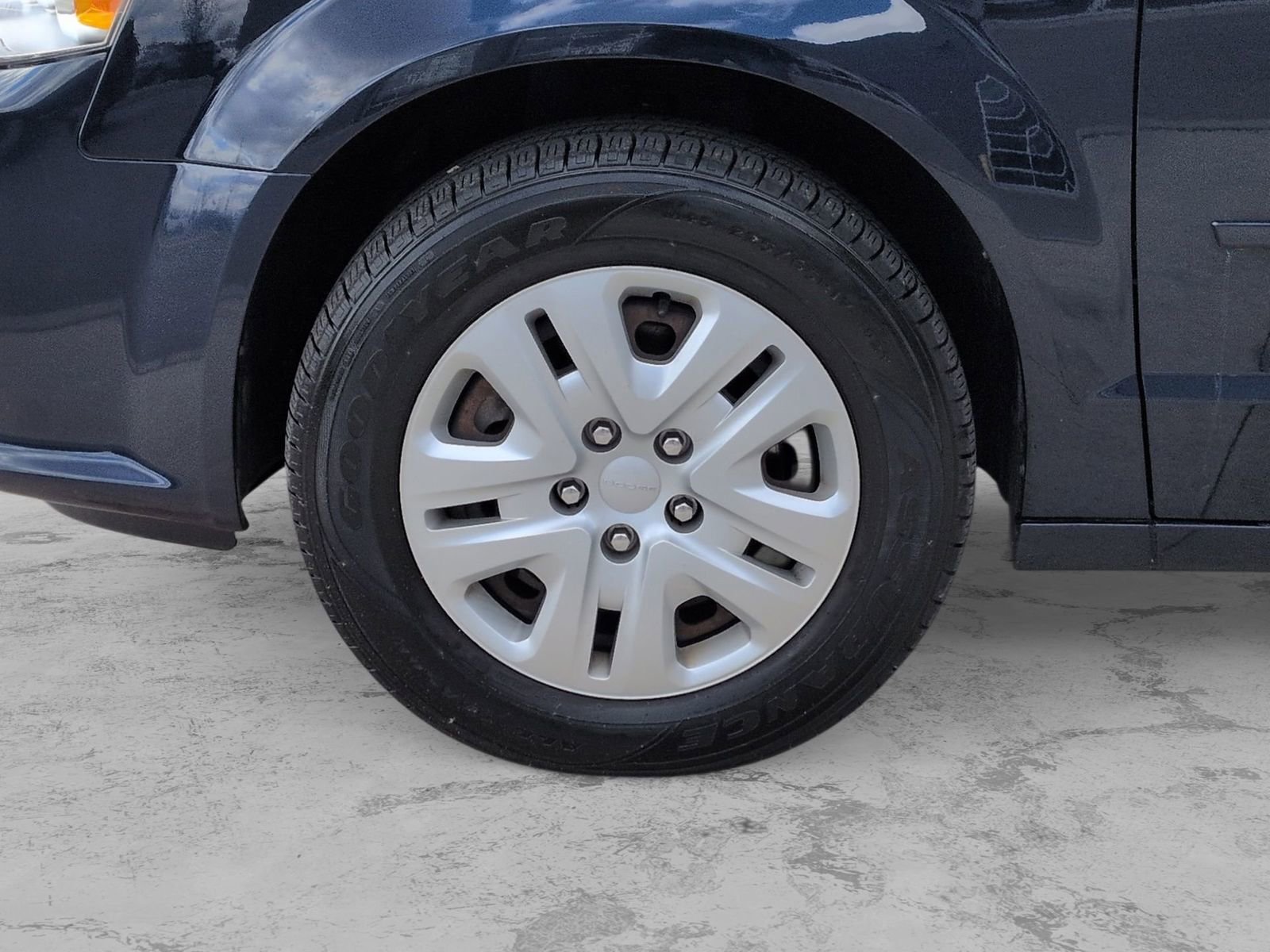 Used 2014 Dodge Grand Caravan SE w/ Quick Order Package 29E SE image 17