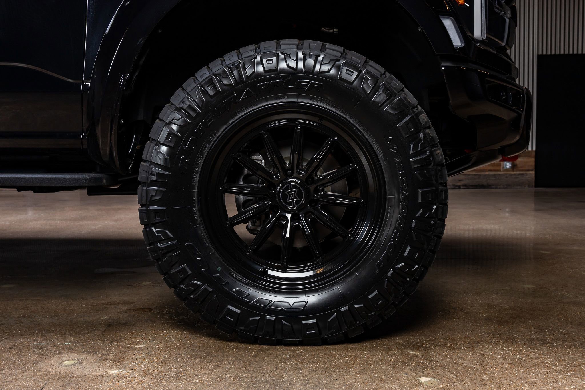 Used 2025 Ford F150 Raptor w/ Equipment Group 803A Raptor R image 12