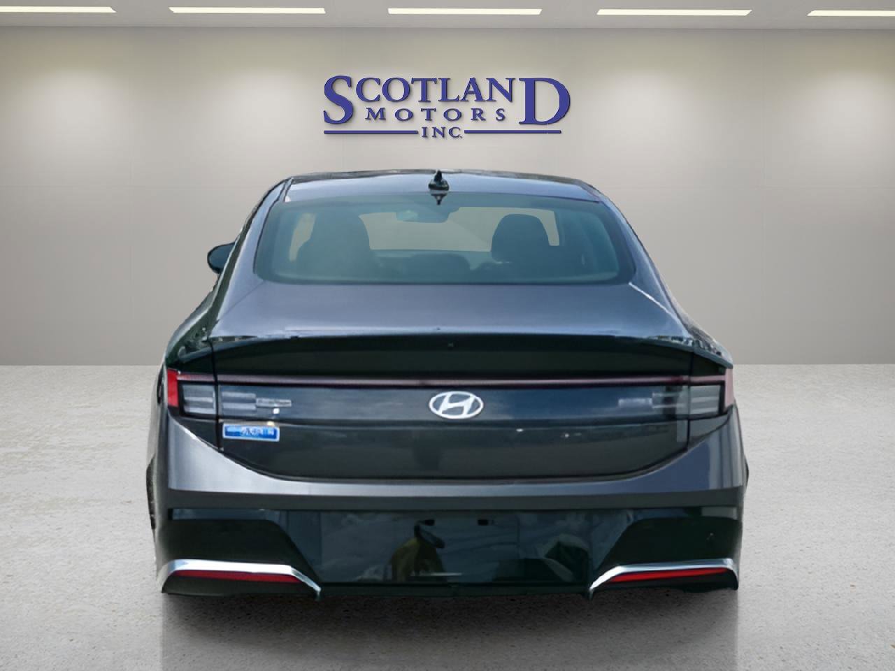 Used 2025 Hyundai Sonata SEL FWD image 7