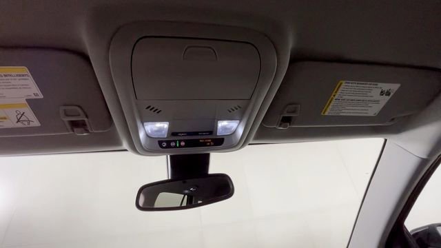 Used 2023 GMC Terrain SLE w/ Driver Convenience Package AWD/4WD image 34