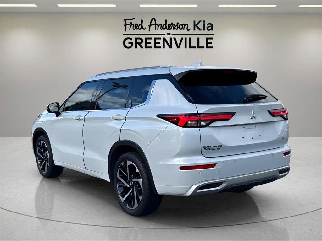 Used 2023 Mitsubishi Outlander SEL image 5
