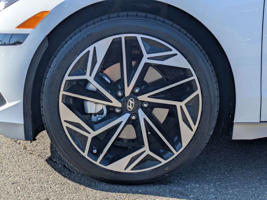 Used 2024 Hyundai Ioniq 6 SEL image 10