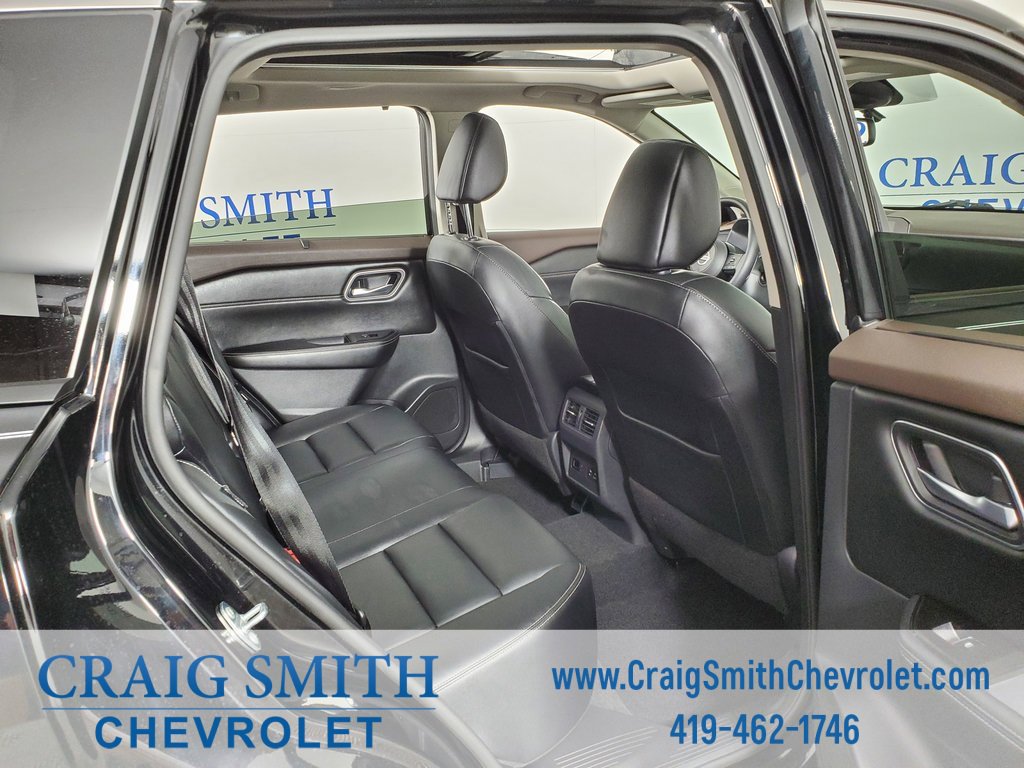 Used 2021 Nissan Rogue SL w/ Premium Package image 43