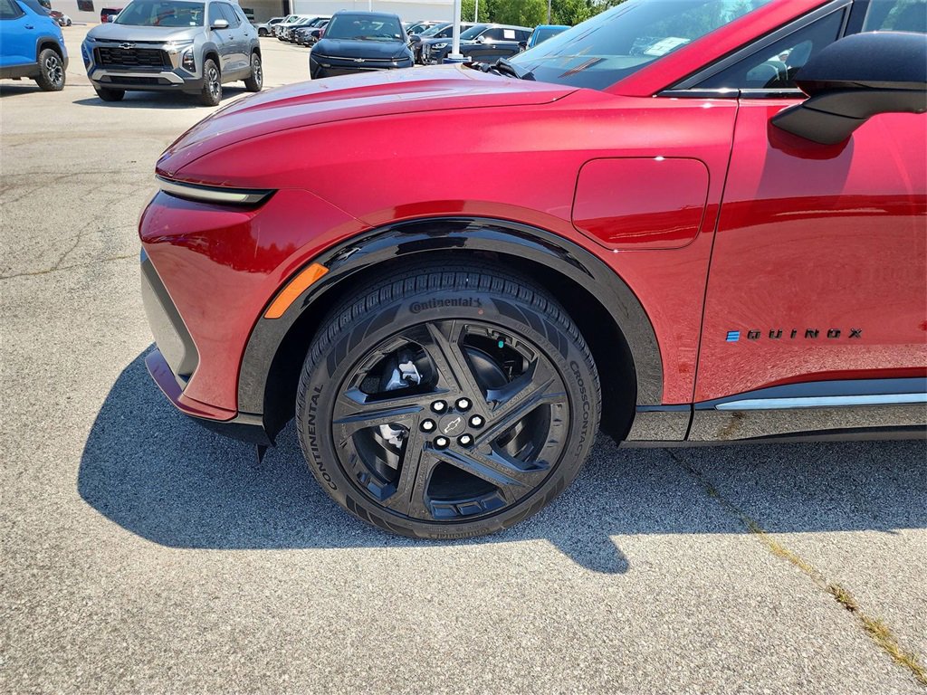 New 2025 Chevrolet Equinox EV RS w/ Convenience Package II image 29