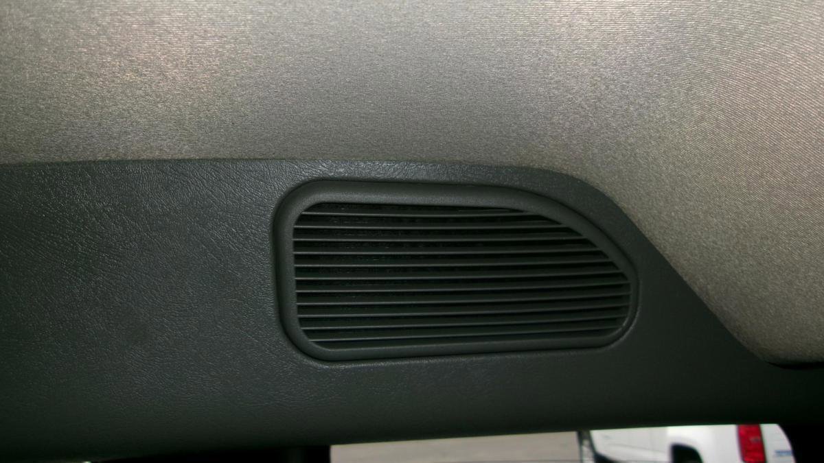 Used 2024 Chevrolet Express 2500 LT w/ LT Preferred Equipment Group RWD image 15