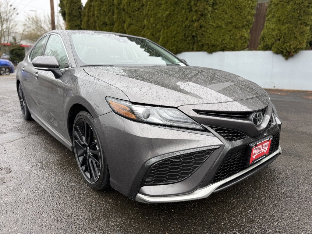 Used 2023 Toyota Camry XSE image 2
