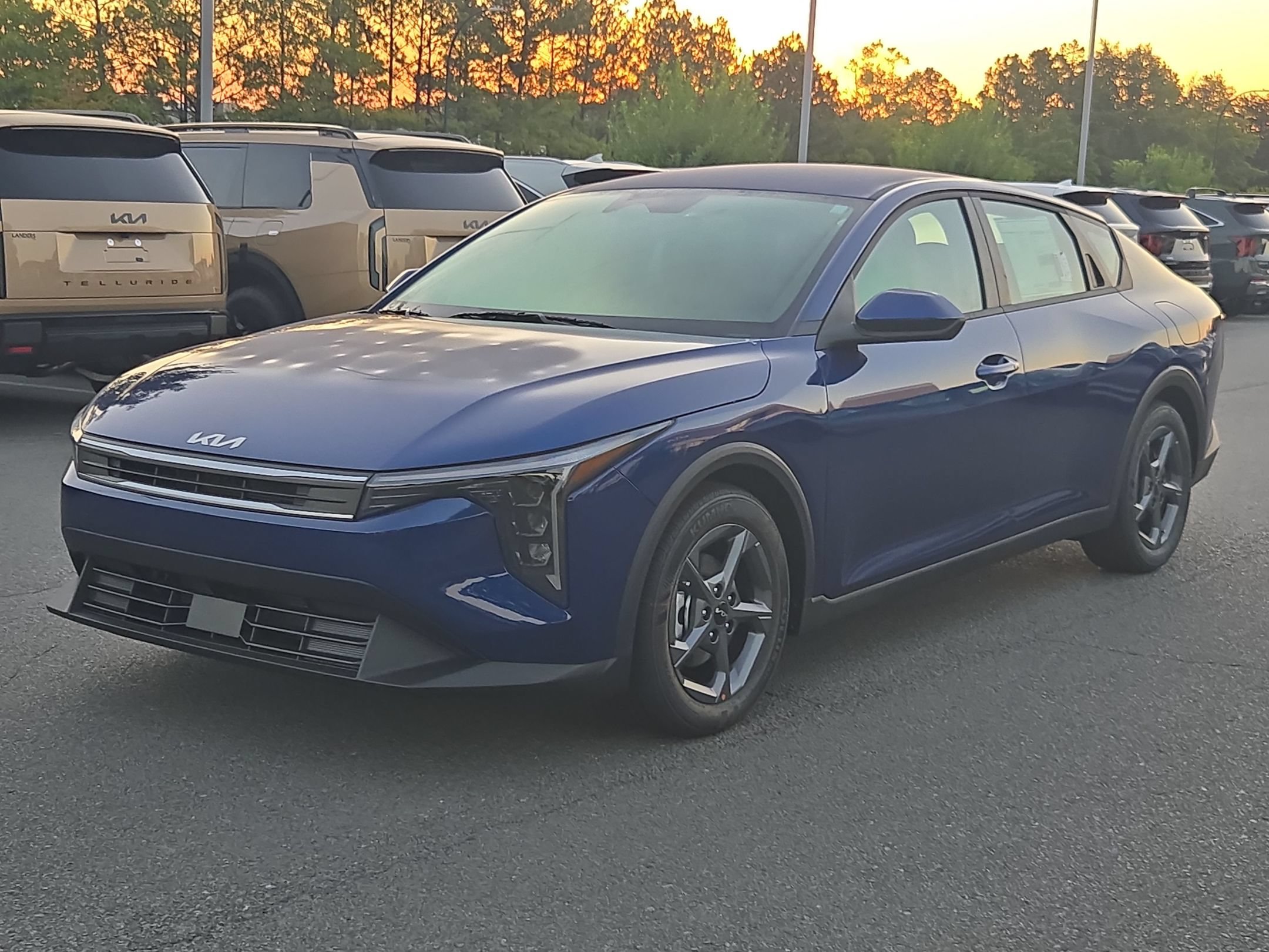 New 2026 Kia K4 FWD image 3
