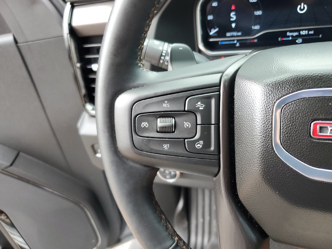 Used 2024 GMC Sierra 1500 AT4 w/ Technology Package AWD/4WD image 29