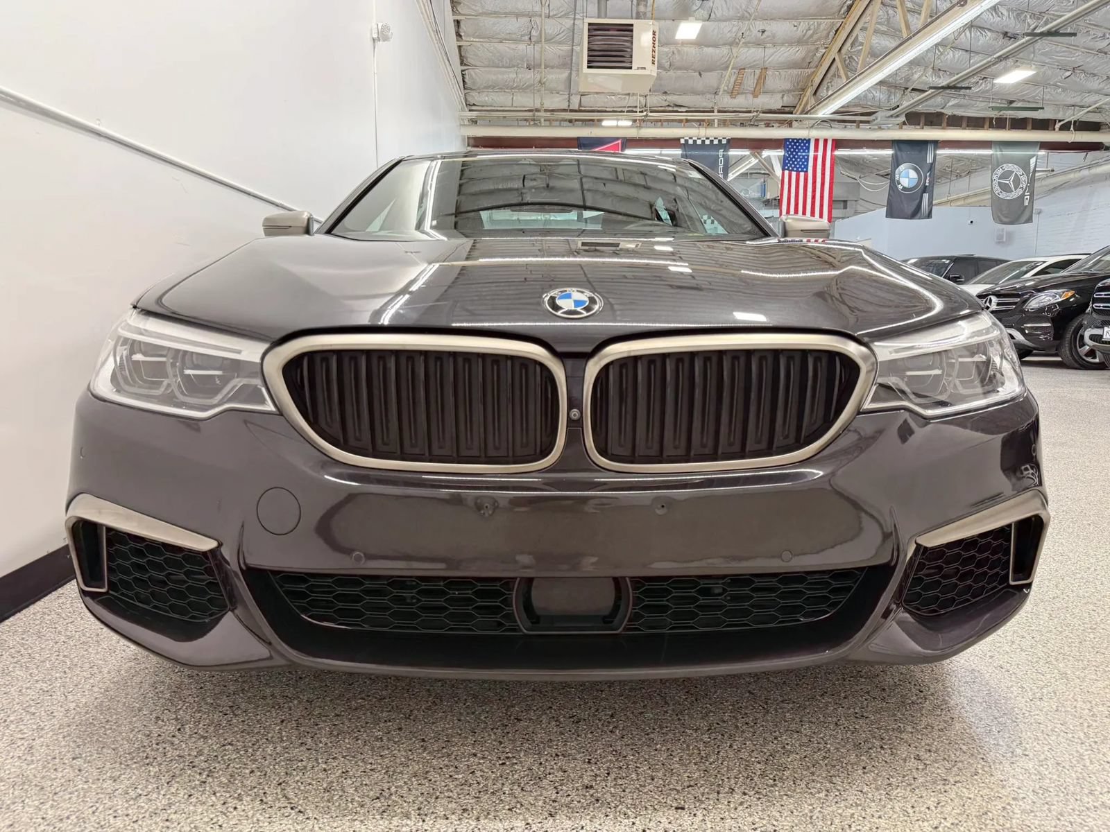 Used 2018 BMW M550i xDrive w/ Driving Assistance Package AWD/4WD image 10