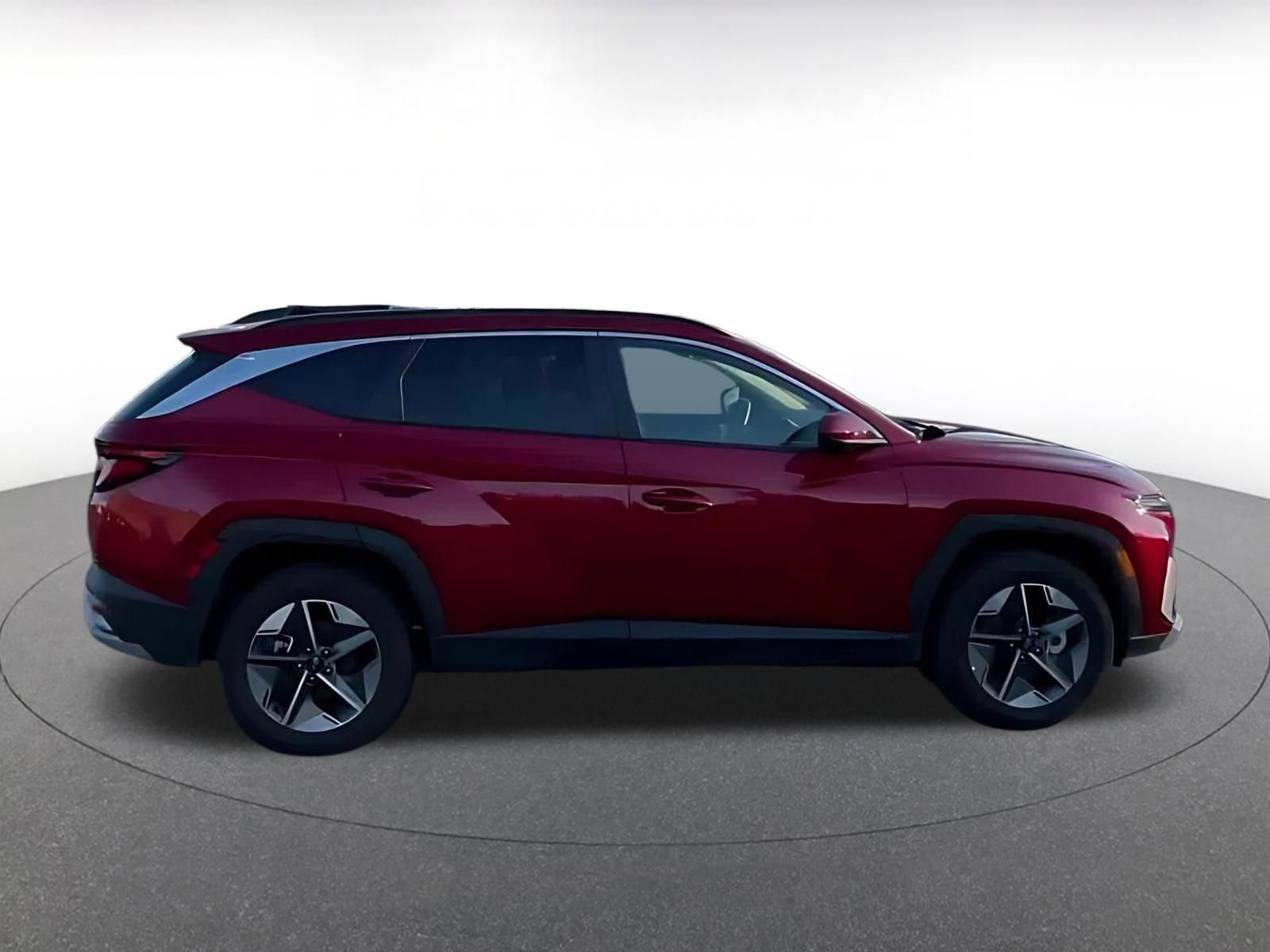 Used 2025 Hyundai Tucson SEL AWD/4WD image 16