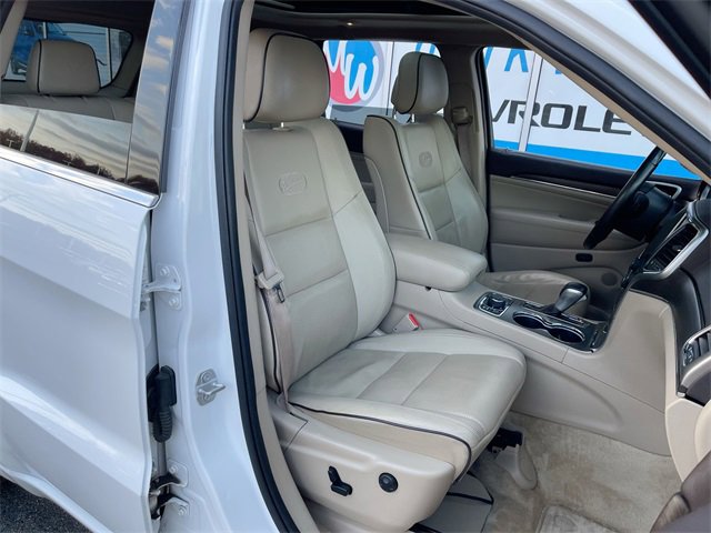 Used 2018 Jeep Grand Cherokee Overland image 29