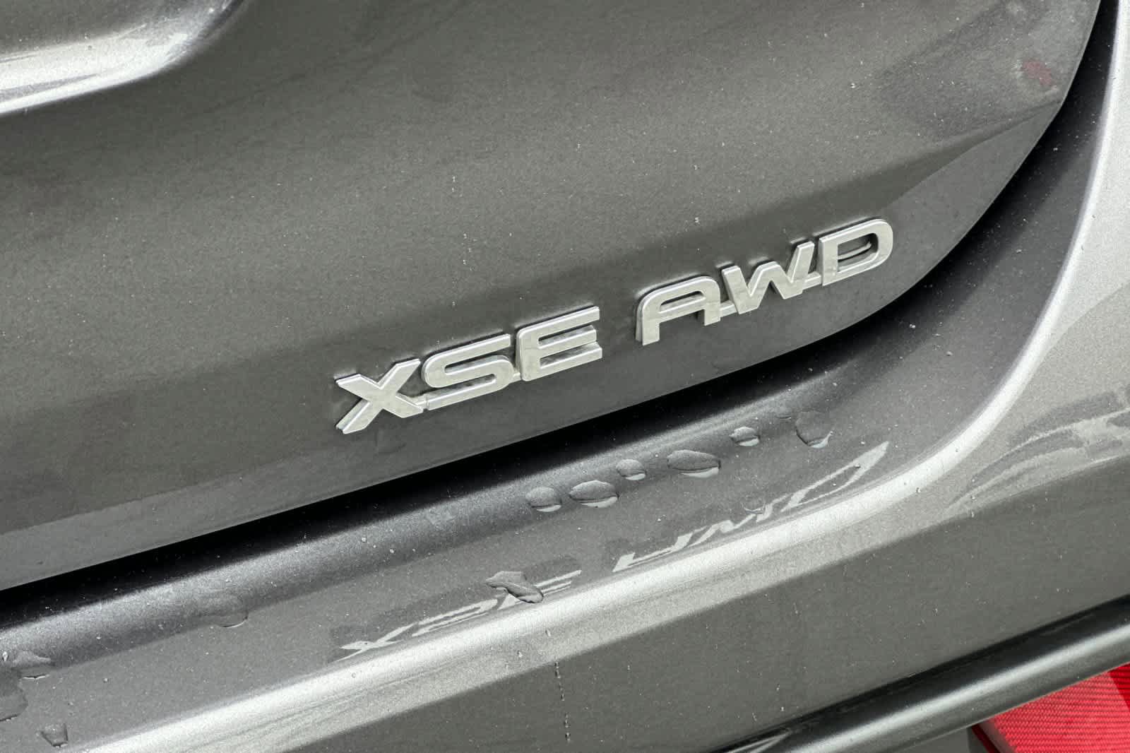Used 2022 Toyota Highlander XSE AWD/4WD image 12