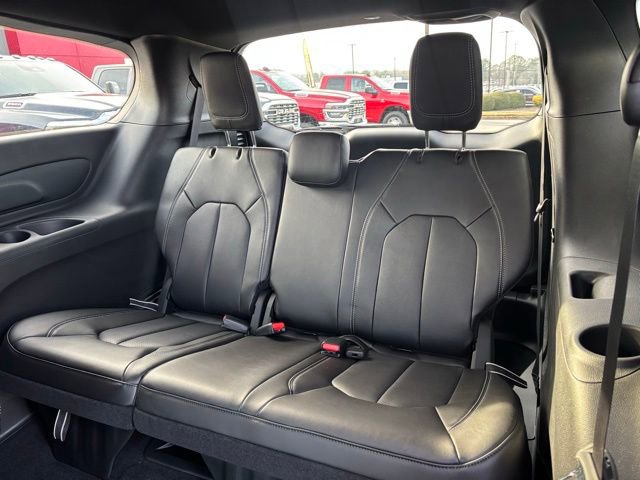 New 2026 Chrysler Voyager LX image 15