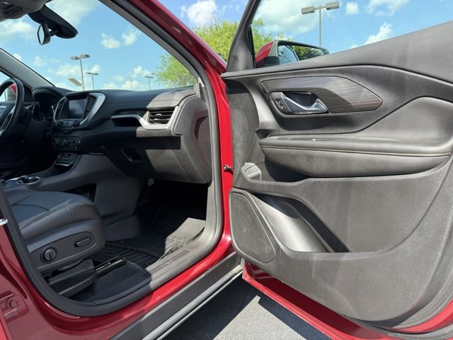 Used 2021 GMC Terrain SLT image 9