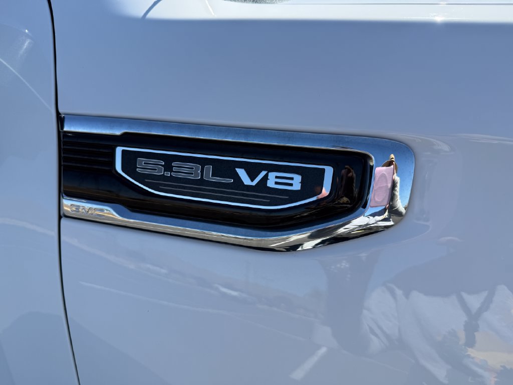 Used 2026 GMC Sierra 1500 SLT RWD image 10