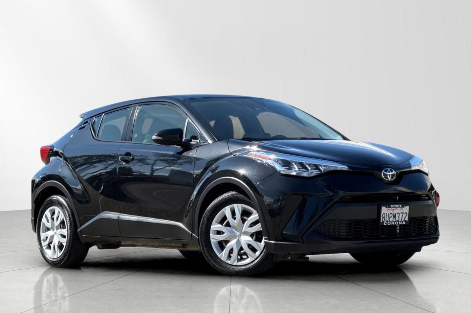 Used 2021 Toyota C-HR LE image 1