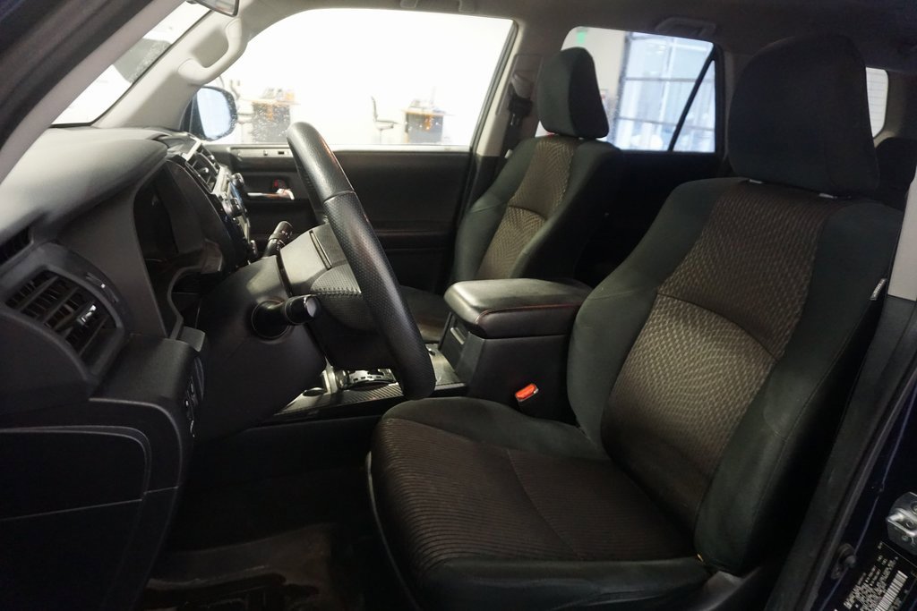 Used 2019 Toyota 4Runner TRD Off-Road image 17