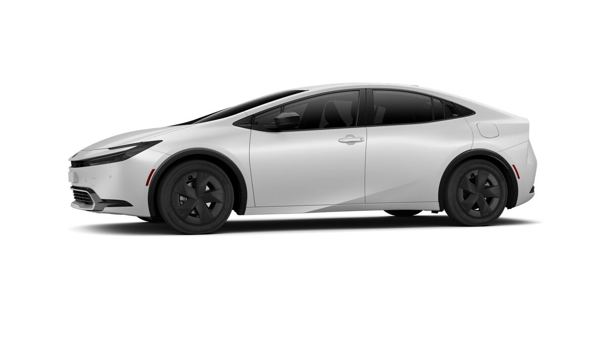 New 2027 Toyota Prius Plug-In Hybrid FWD image 3