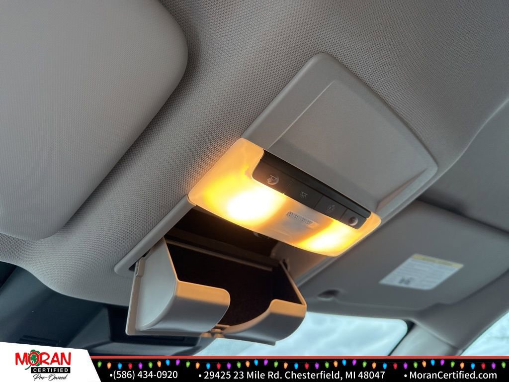 Used 2023 Nissan Rogue S image 19