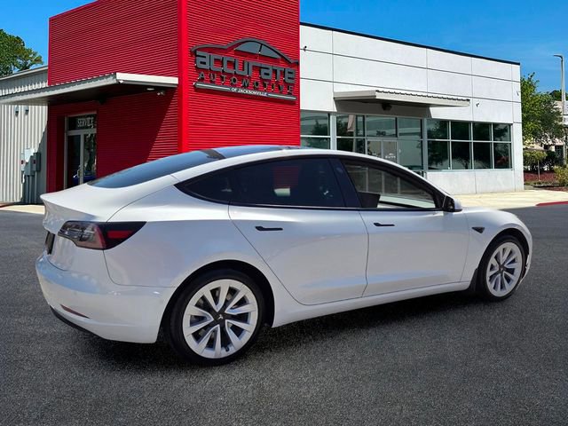 Used 2021 Tesla Model 3 Standard Range Plus image 5