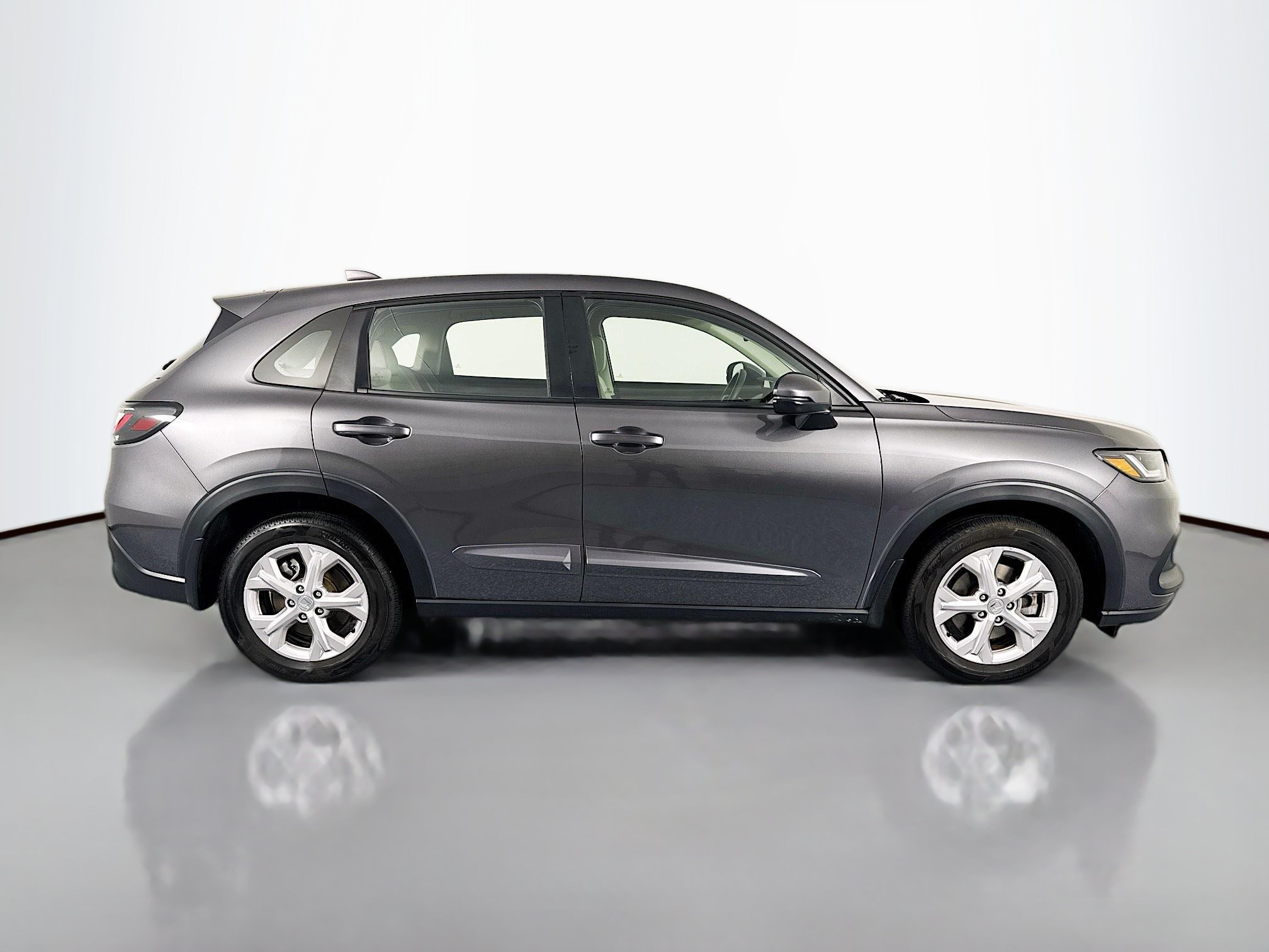 Certified 2024 Honda HR-V LX image 4