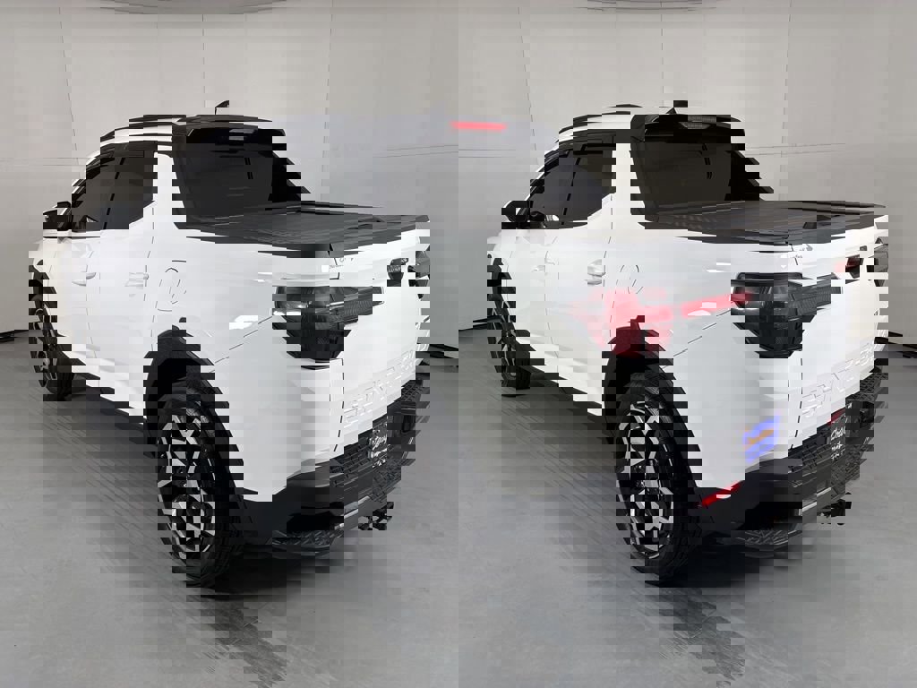 Used 2023 Hyundai Santa Cruz Limited image 6