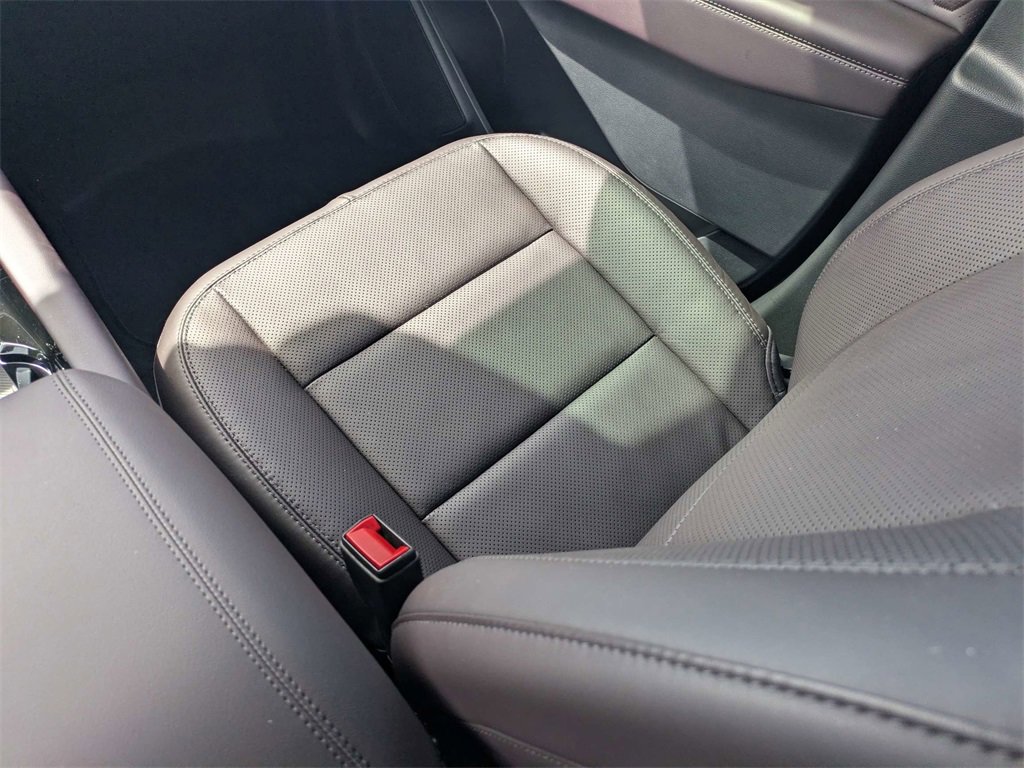 Used 2025 Ford Explorer Platinum w/ Ultimate Package image 19