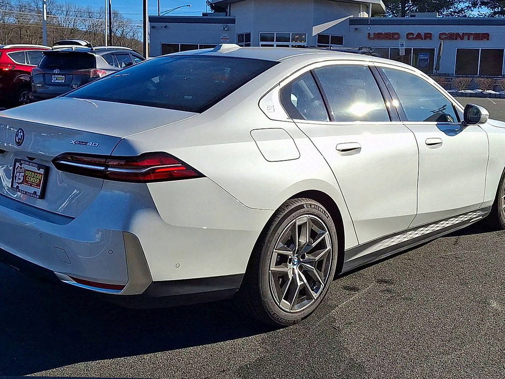Used 2025 BMW i5 xDrive40 w/ Premium Package image 8