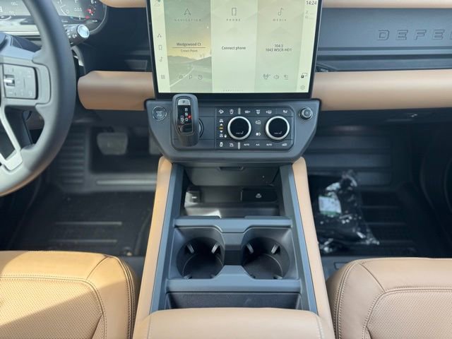 New 2026 Land Rover Defender 110 X-Dynamic SE AWD/4WD image 27