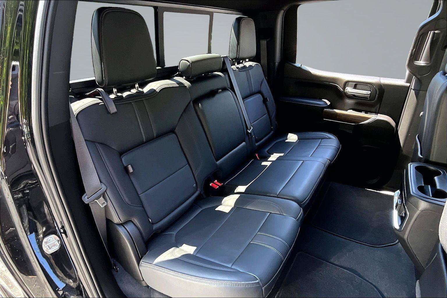 Used 2022 Chevrolet Silverado 1500 High Country AWD/4WD image 28