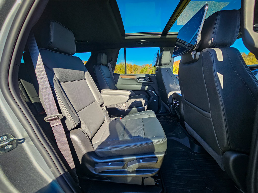 New 2027 GMC Yukon Denali w/ Denali Reserve Package AWD/4WD image 48