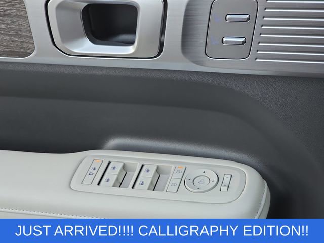 Used 2024 Hyundai Santa Fe Calligraphy image 32