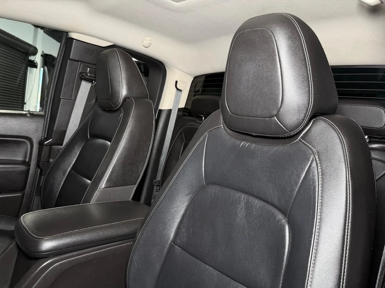 Used 2015 GMC Canyon SLT AWD/4WD image 22