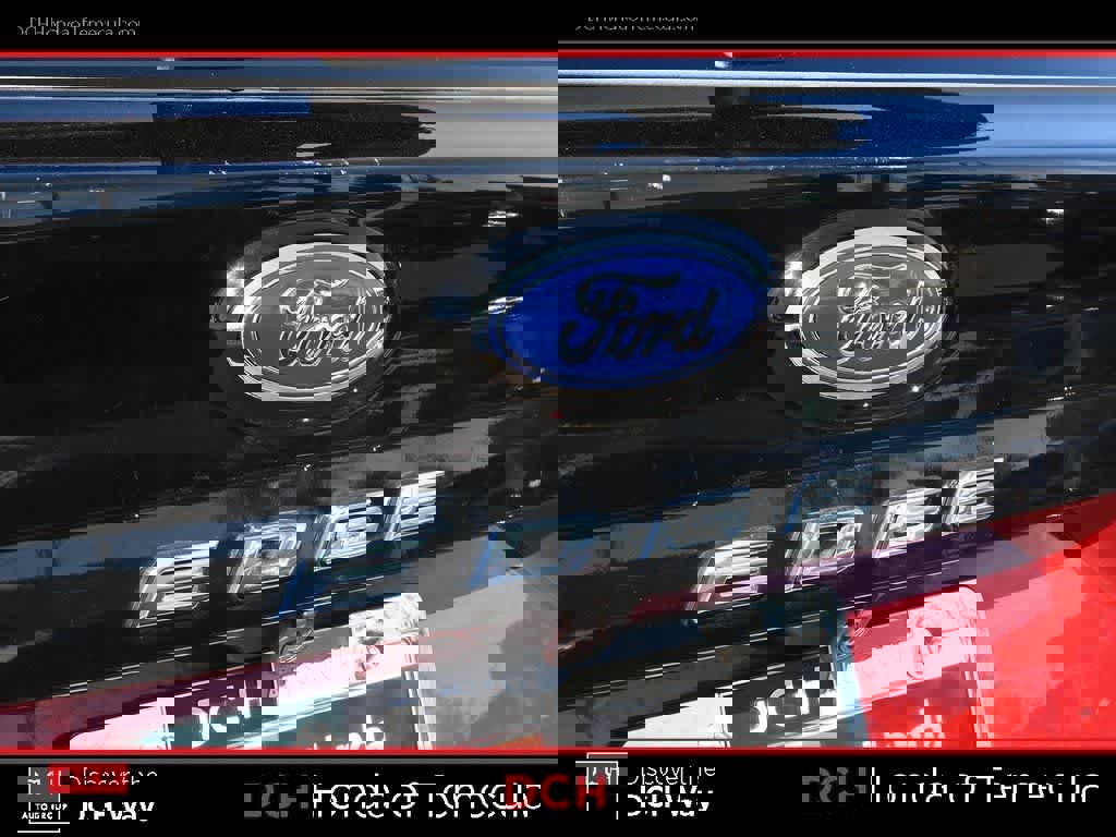 Used 2022 Ford Edge ST-Line w/ Class II Trailer Tow Package image 7