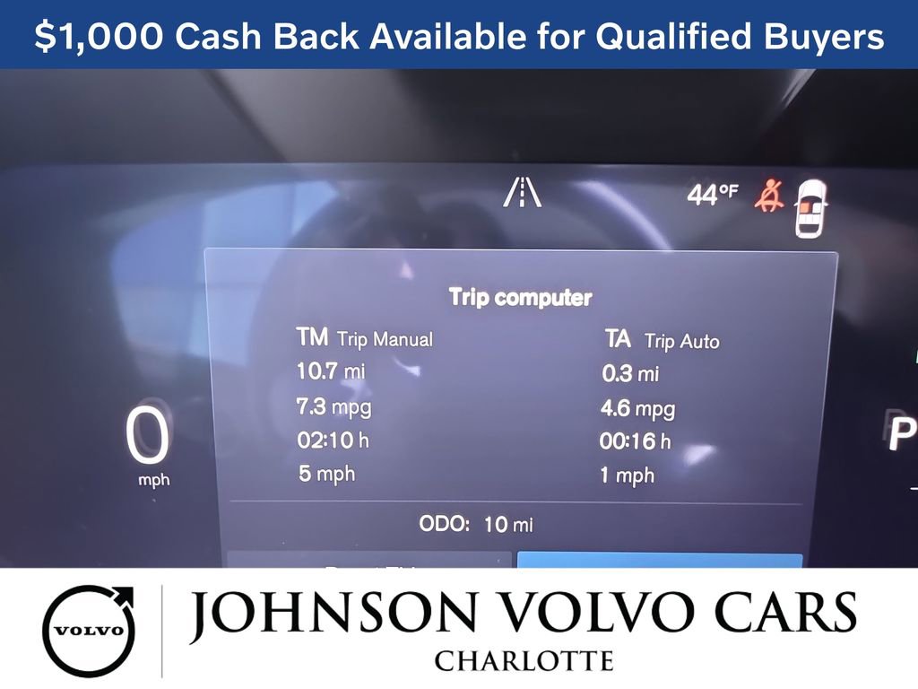 New 2026 Volvo XC60 T8 Ultra w/ Protection Package Premier image 19