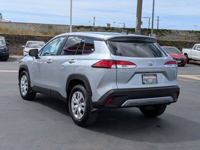 Used 2024 Toyota Corolla Cross L FWD image 11