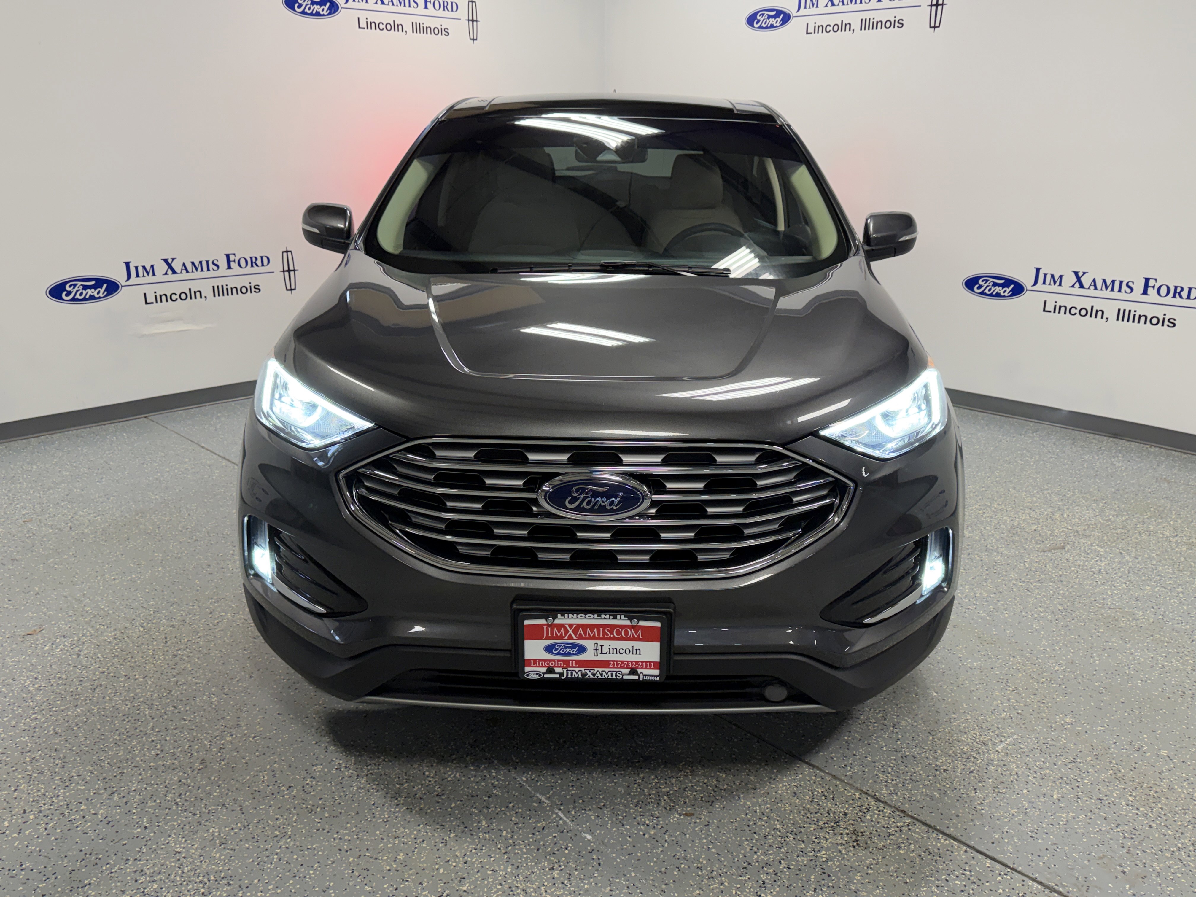 Used 2019 Ford Edge SEL image 2