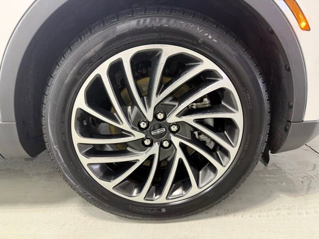 Used 2019 Lincoln Nautilus Reserve image 28